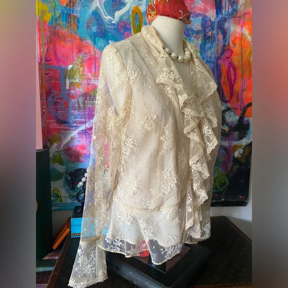 Gorgeous Charming Cream color LACE with Cami Blouse Top Vintage retro Fashion ๐ - Picture 6 of 7